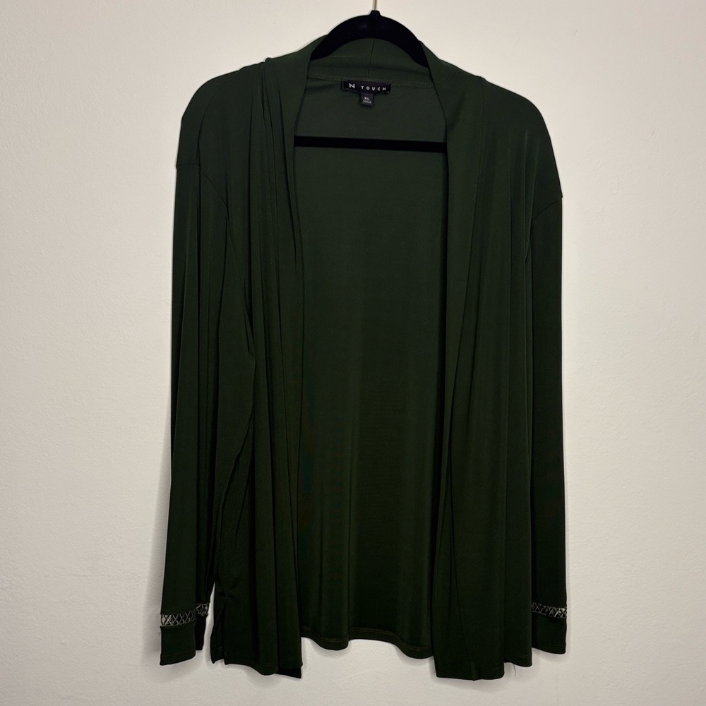 ❌SOLD❌Dark Green Women's Top
